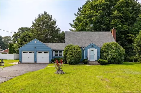 4180 Whitney Ave, Hamden, CT 06518