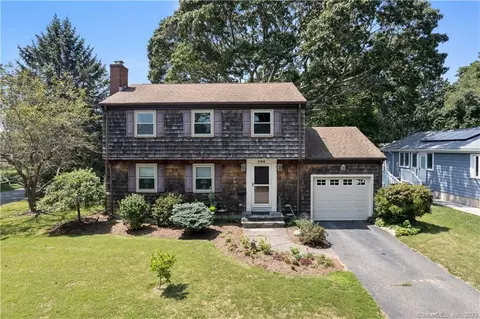 1 Fenwood Pkwy, Old Saybrook, CT 06475