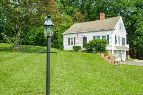130 Smith Hill Rd, Winchester, CT 06098
