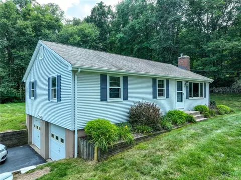 81 Gunger Hill Rd, Haddam, CT 06441