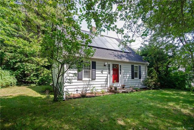 239 Maple Ave, North Haven, CT 06473 | 19 Photos - Movoto
