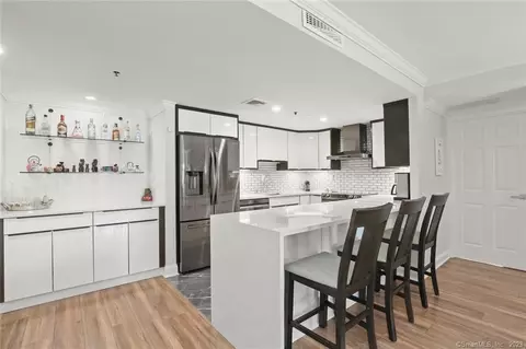 1633 Washington Blvd #1G, Stamford, CT 06902