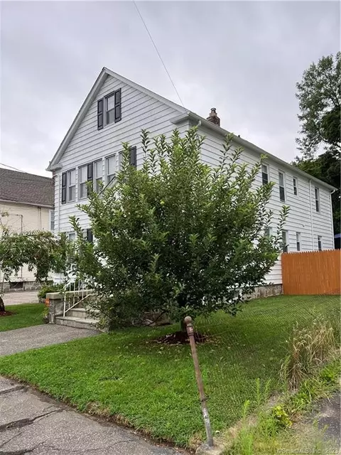 1397 Norman St, Bridgeport, CT 06604