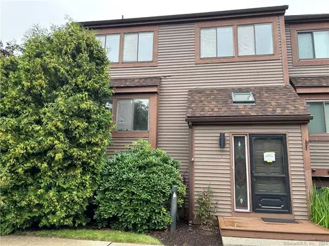 1 Wickhams Fancy #1, Canton, CT 06019