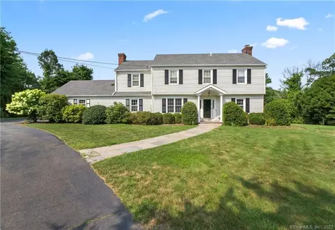70 Powderhorn Dr, Ridgefield, CT 06877