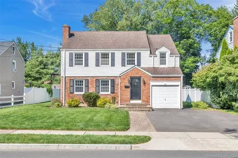 83 Lemay St, West Hartford, CT 06107