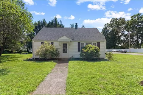 44 Temple St, North Haven, CT 06473