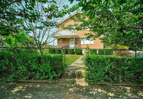 28 Foxon St, New Haven, CT 06513