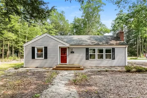 25 Woodside Cir, Simsbury, CT 06070