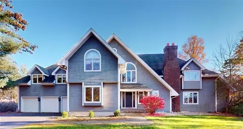 76 Southpond Rd, Glastonbury, CT 06073