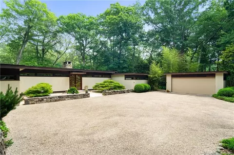 296 Frogtown Rd, New Canaan, CT 06840