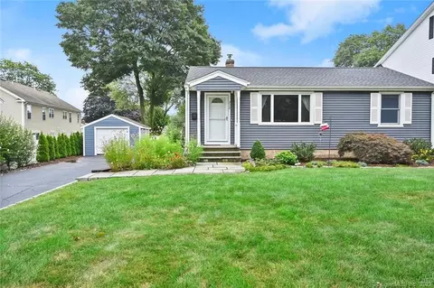 272 Bullard St, Fairfield, CT 06825