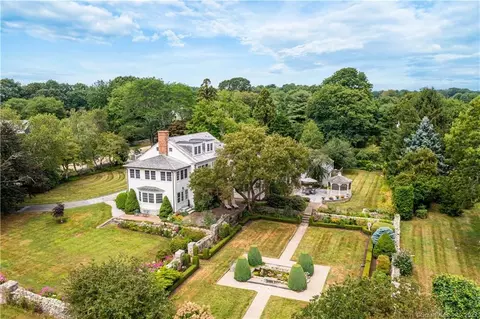 64 Montauk Ave, Stonington, CT 06378