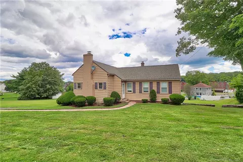 160 Brown St, Middletown, CT 06457