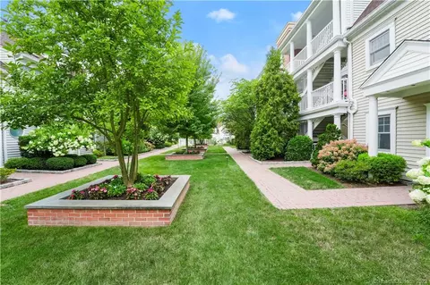 51 Forest Ave #166, Greenwich, CT 06870