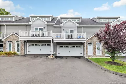 43 George St #8, Seymour, CT 06483