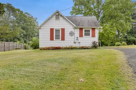 7 Cedar St, Rockfall, CT 06481