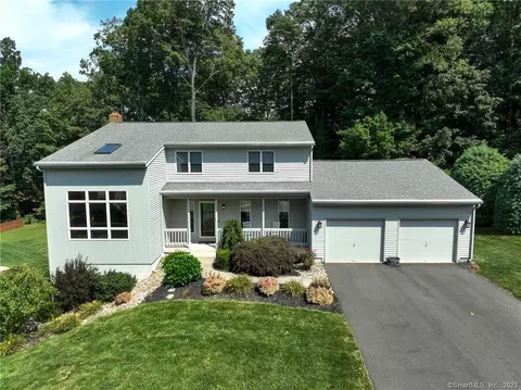 51 Ruff Cir, Glastonbury, CT 06033