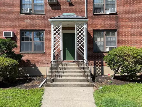 210 Virginia Ave #C, Bridgeport, CT 06610