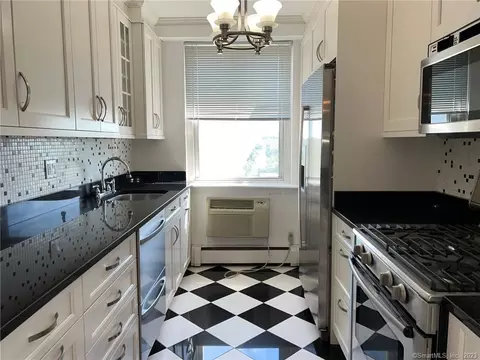 65 Glenbrook Rd #9A, Stamford, CT 06902