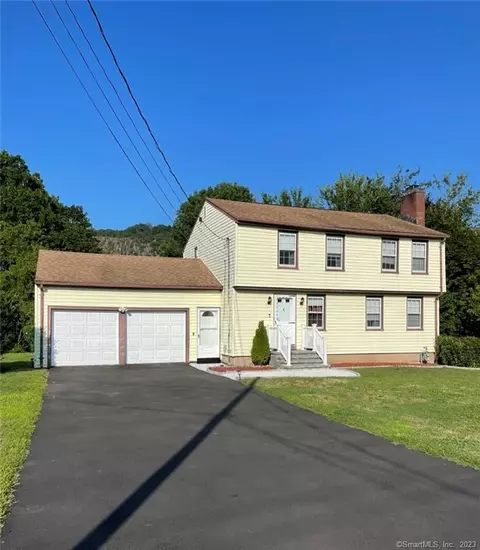 1769 Litchfield Tpke, Woodbridge, CT 06525
