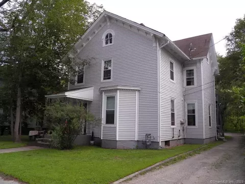 133 S Main St, Brooklyn, CT 06234