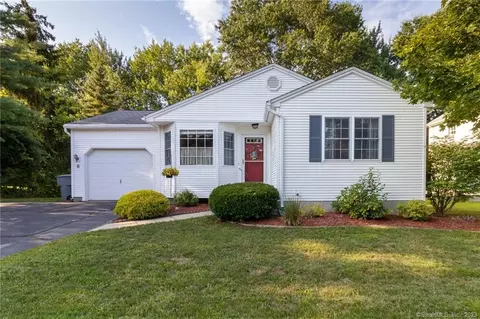 8 Pheasant Hill Dr #8, Enfield, CT 06082