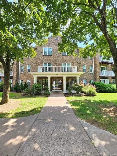 421 Tolland St #316, East Hartford, CT 06108