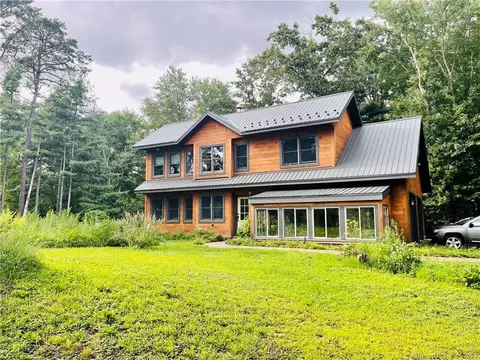 185 New Bolton Rd, Manchester, CT 06042