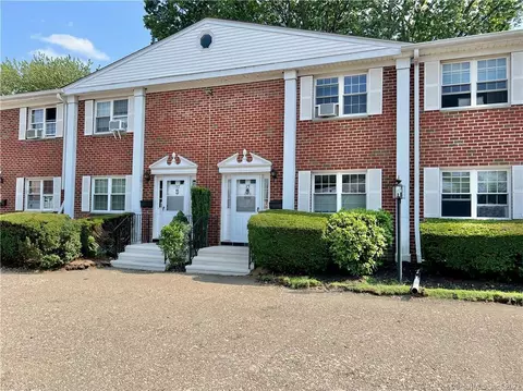 240 Wardwell St #23, Stamford, CT 06902