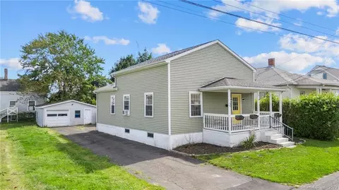55 Wilkenda Ave, Waterbury, CT 06708