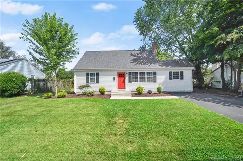 30 Kenwood Rd, Milford, CT 06460