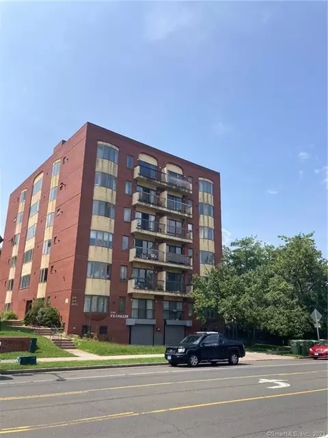 217 Franklin Ave #601, Hartford, CT 06114