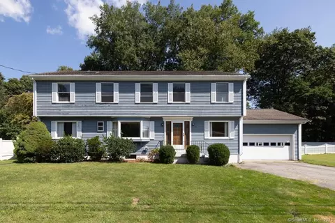 141 Cheshire St, Stratford, CT 06614