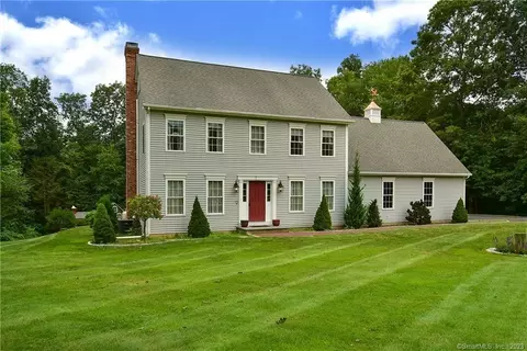 170 Eastview Dr, Coventry, CT 06238