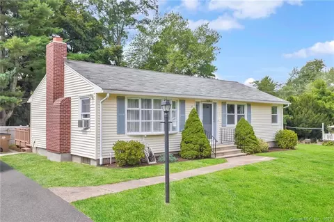 77 Berkeley Dr, Vernon, CT 06066