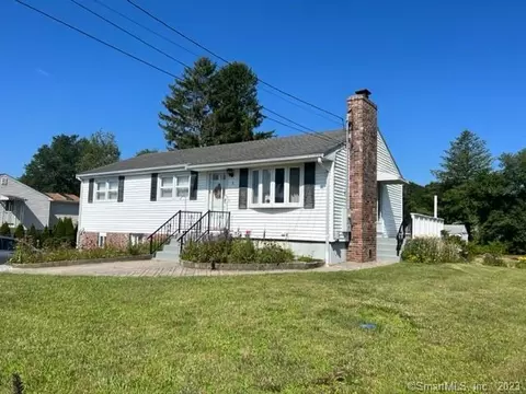 5 Marlin Dr, Stonington, CT 06379