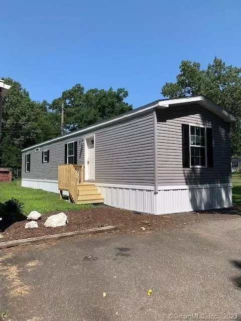 1900 N Broad St #17, Meriden, CT 06450