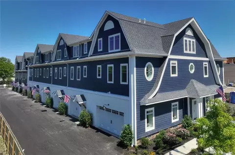 339 Reef Rd #9, Fairfield, CT 06824