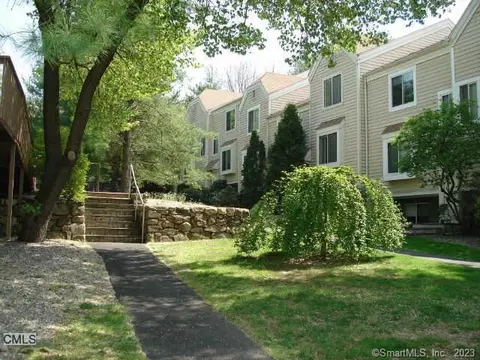 71 Aiken St #K3, Norwalk, CT 06851