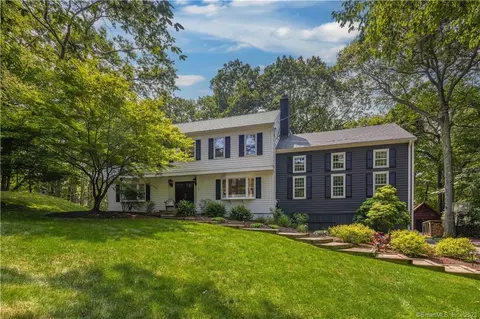 42 Tannery Ln S, Weston, CT 06883