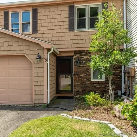 69 Butternut Ln #69, Rocky Hill, CT 06067