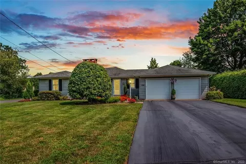 178 Gwen Rd, Meriden, CT 06451