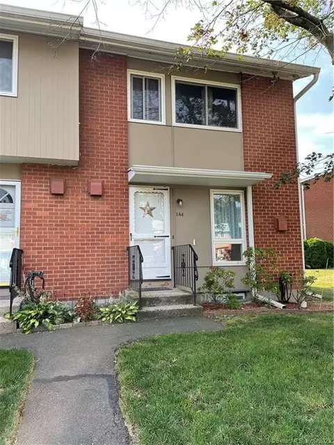 144 Centerbrook Rds, Hamden, CT 06518