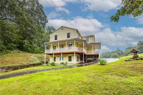145 S Main St, Plymouth, CT 06786