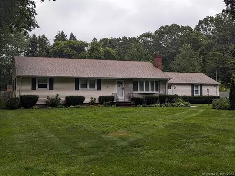 15 Mill Rd, North Haven, CT 06473