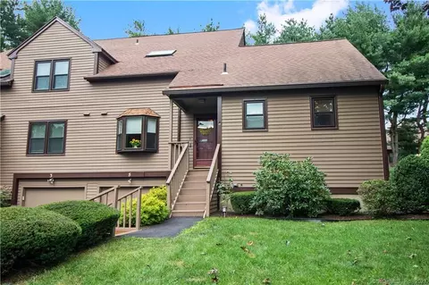 5 Stillmeadow Cir, Monroe, CT 06468