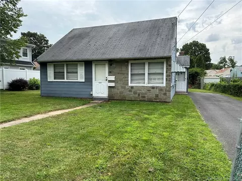 383 Glen Hills Rd, Meriden, CT 06451