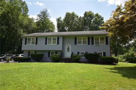 540 Burritt St, Southington, CT 06479