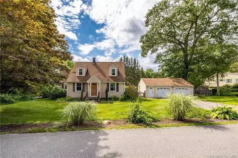 179 Niles Rd, New Hartford, CT 06057